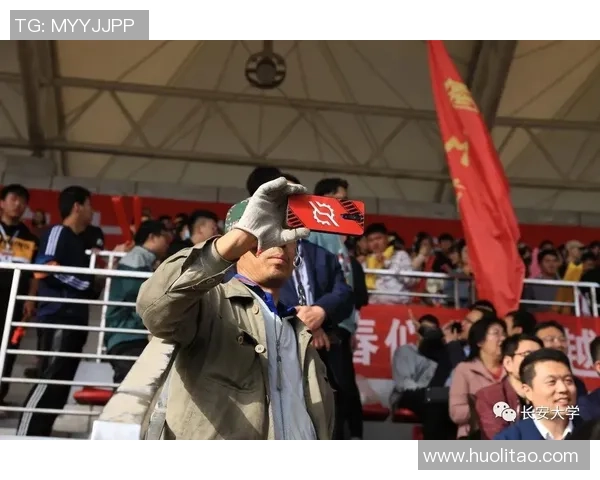 足球眨眼的瞬间捕捉与精彩瞬间背后的故事揭秘